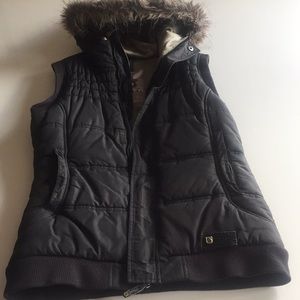 Burton sleeveless puffer vest